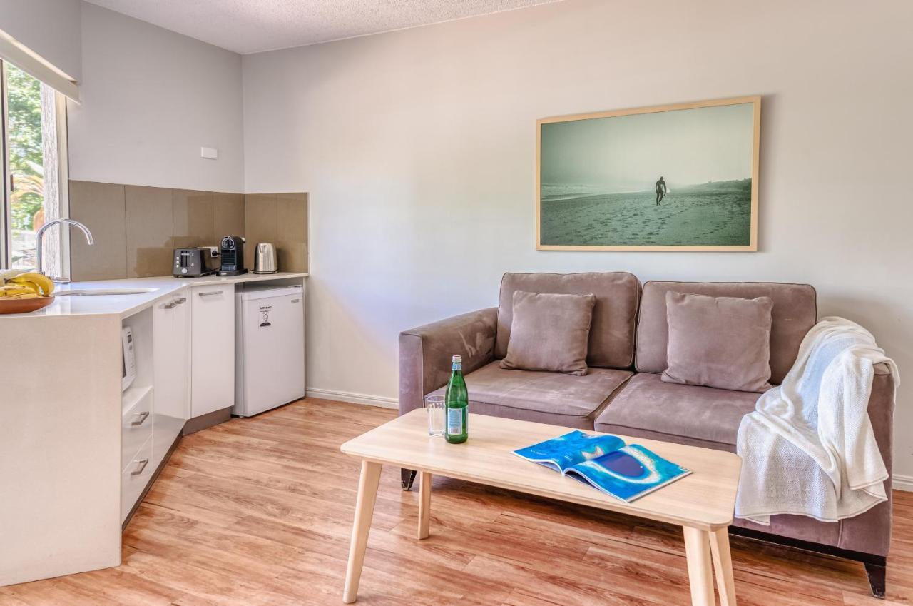 Noosa Sun Motel Нусавил Екстериор снимка