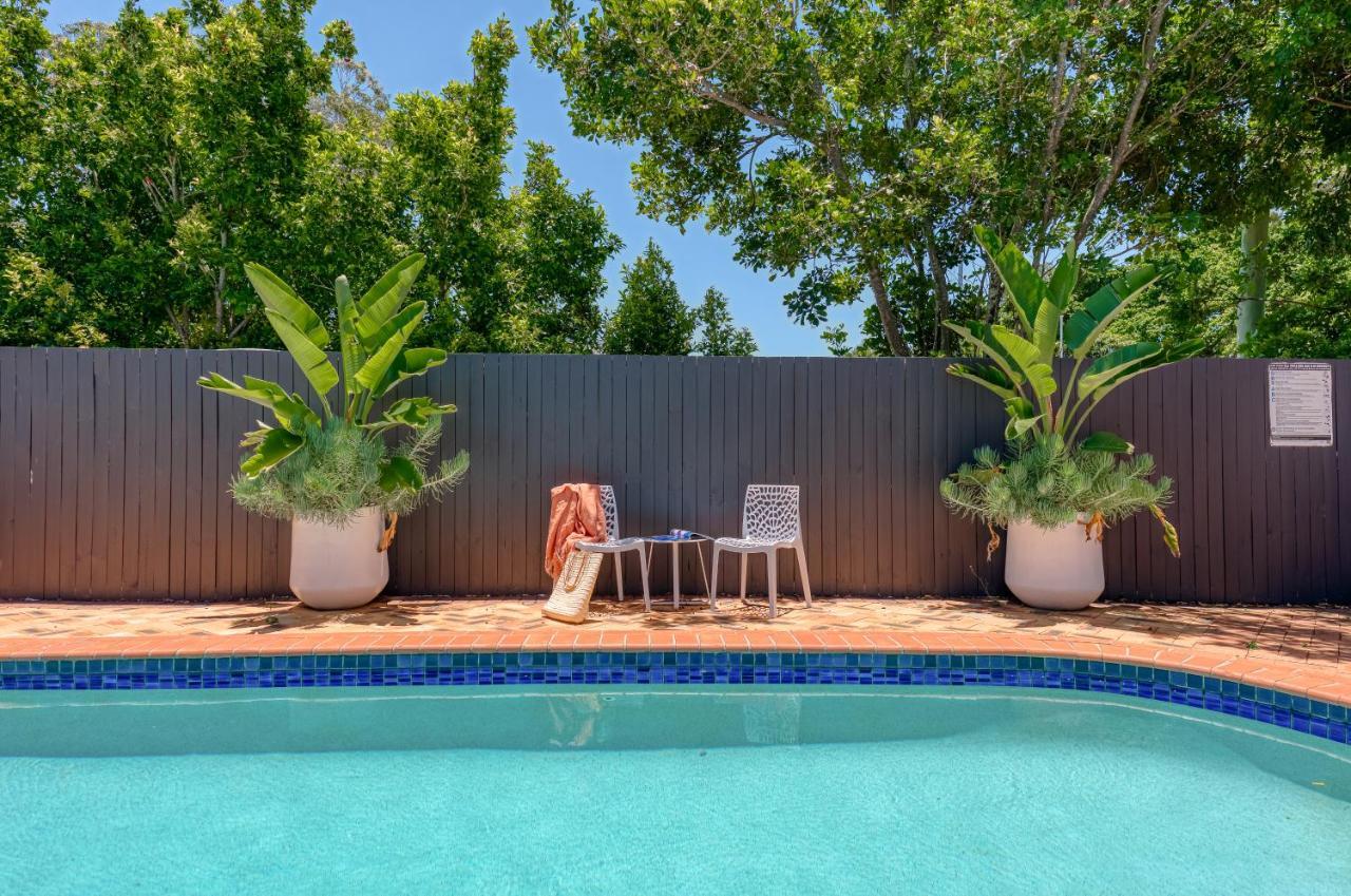 Noosa Sun Motel Нусавил Екстериор снимка