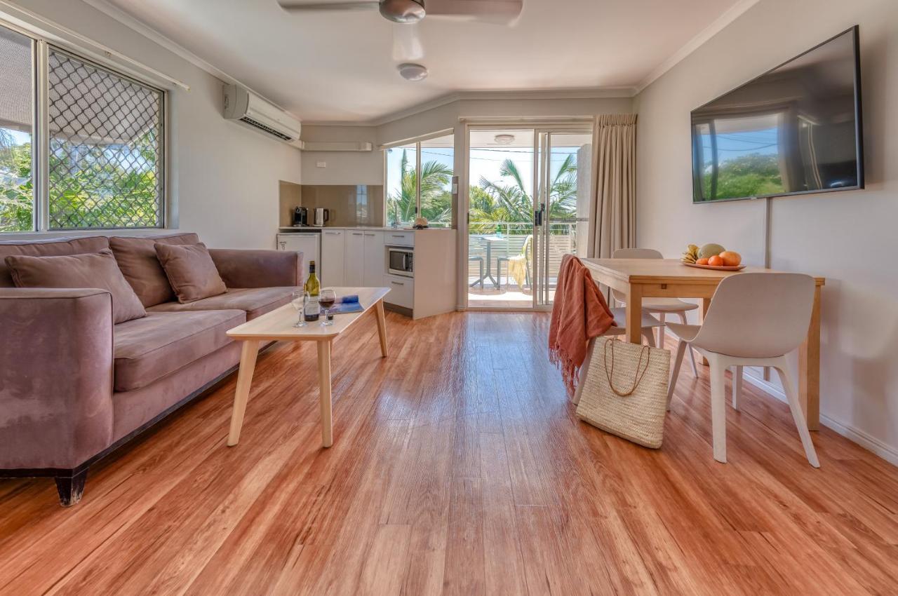 Noosa Sun Motel Нусавил Екстериор снимка