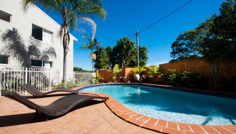 Noosa Sun Motel Нусавил Екстериор снимка