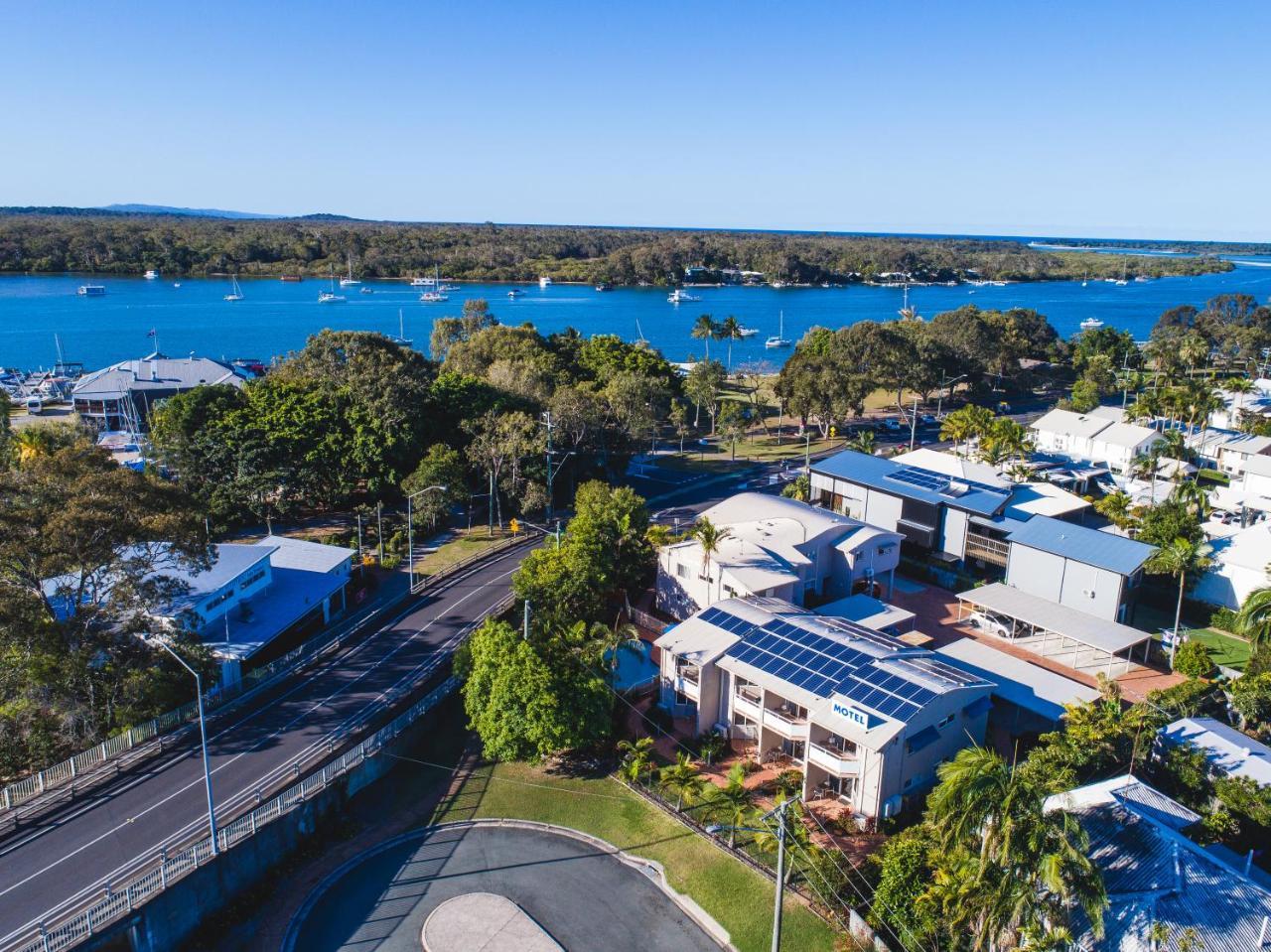 Noosa Sun Motel Нусавил Екстериор снимка